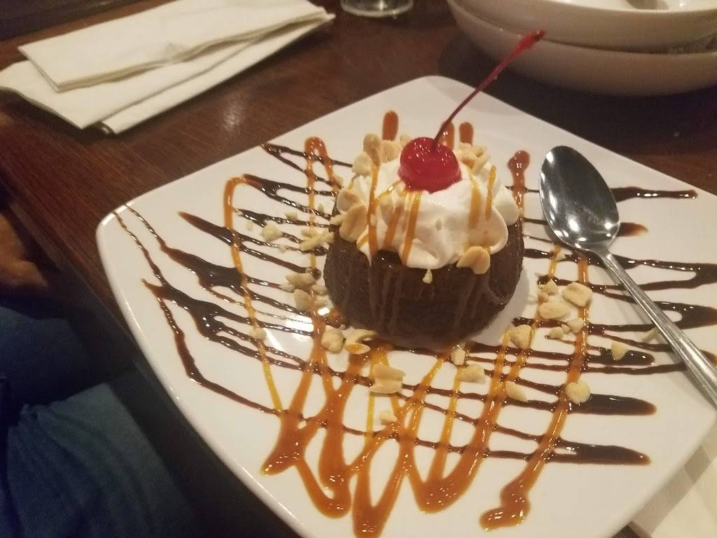 Pho Quyen Vietnamese Cuisine | restaurant | 8404 W Hillsborough Ave, Tampa, FL 33615, USA | 8138859424 OR +1 813-885-9424