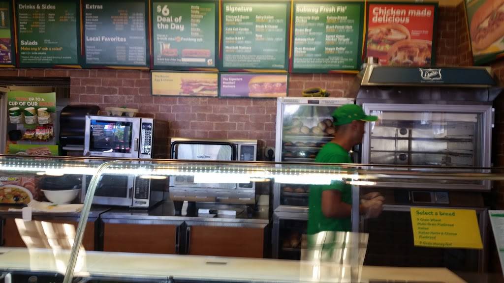 Subway Restaurants | restaurant | 55 S Main St, New City, NY 10956, USA | 8456393070 OR +1 845-639-3070