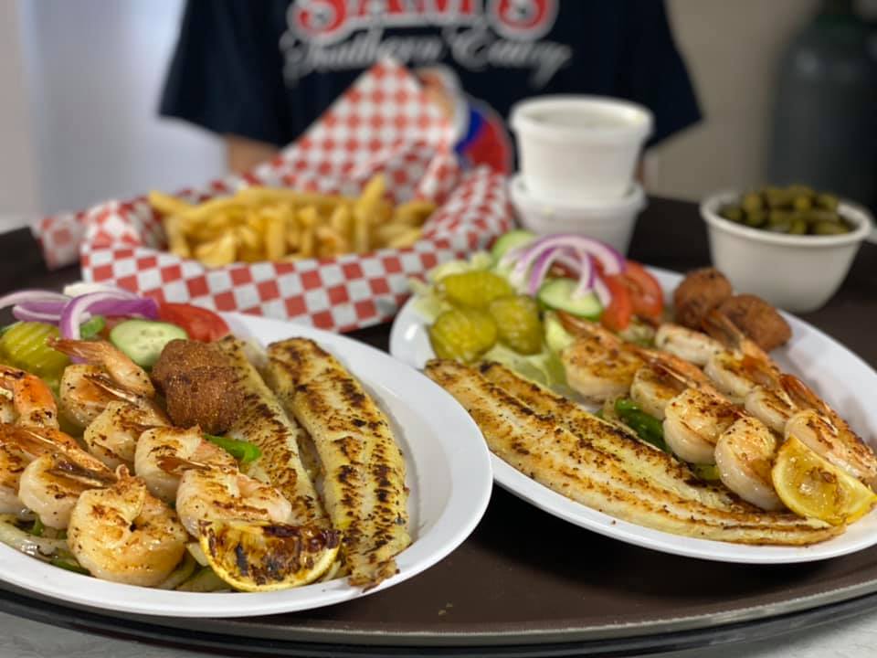 Sams Soutern Eatery | restaurant | 307 Highland Ave, Selma, AL 36701, USA | 3345262306 OR +1 334-526-2306