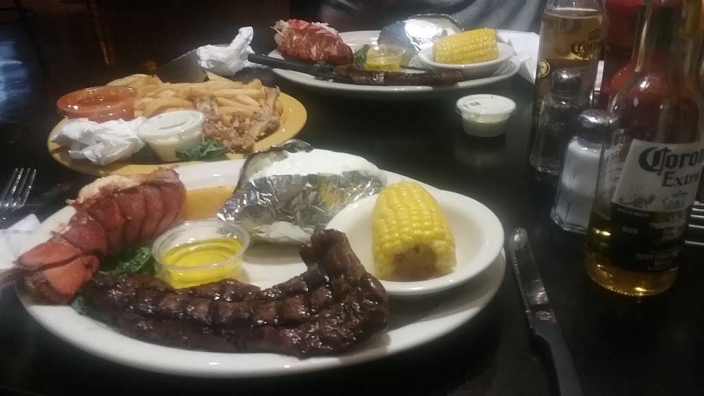 Lucys Bar & Grill | restaurant | 3227 Civic Center Dr, North Las Vegas, NV 89030, USA | 7023993297 OR +1 702-399-3297