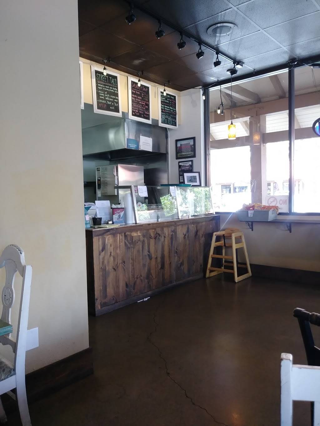 Lisas Vs | restaurant | 5100 Clayton Rd, Concord, CA 94521, USA | 9256877527 OR +1 925-687-7527