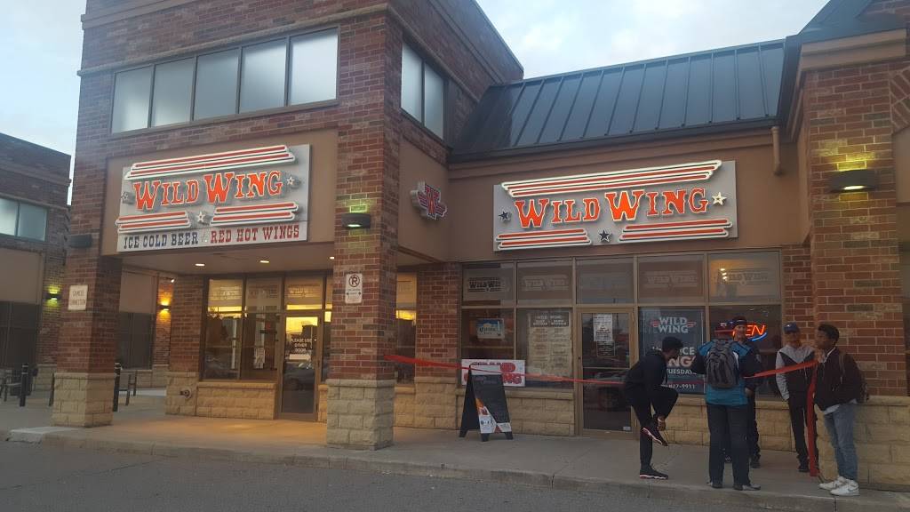 Wild Wing | restaurant | 371 Mountainview Rd S, Georgetown, ON L7G 5X3, Canada | 9058779911 OR +1 905-877-9911