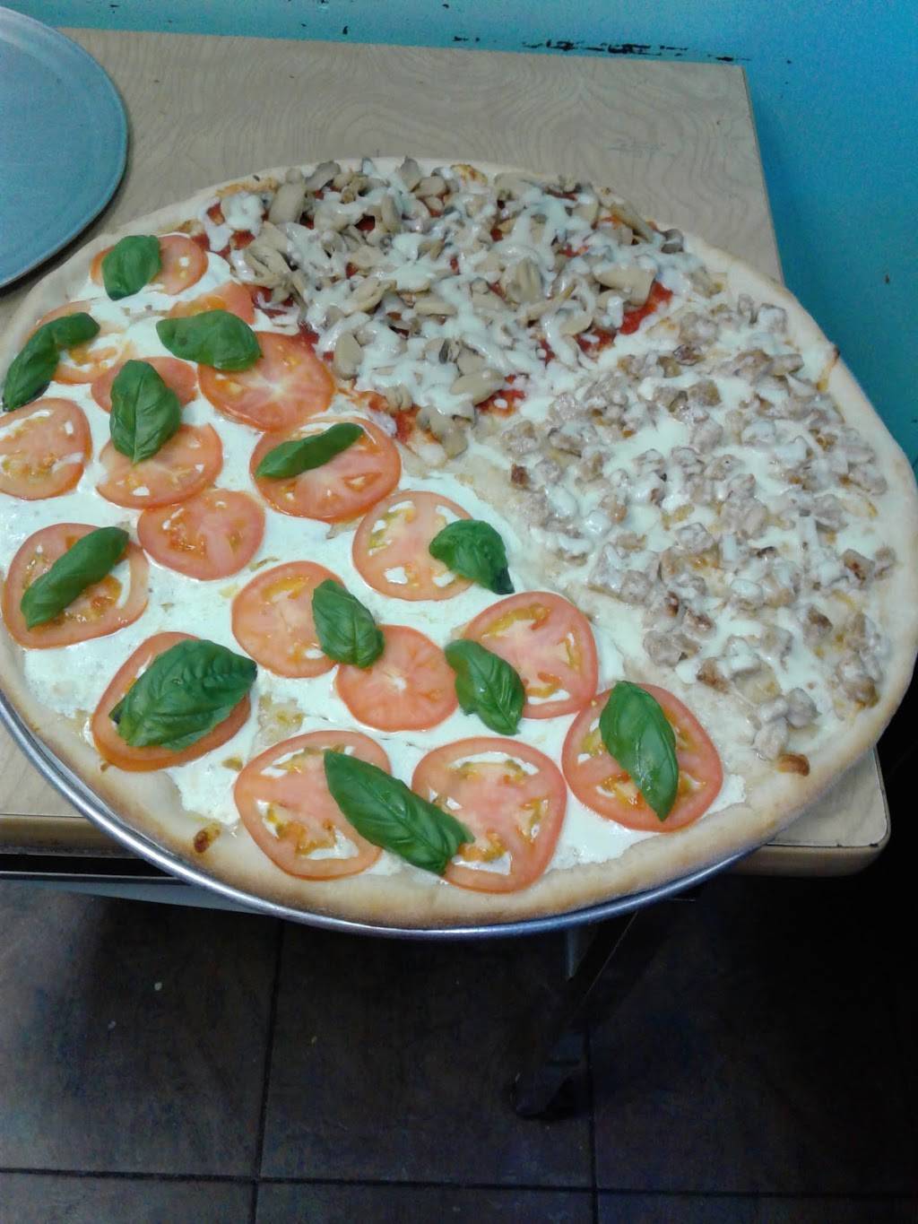 Best pizza and Chicken | meal delivery | 24 Avenue O, Brooklyn, NY 11204, USA | 7185133220 OR +1 718-513-3220