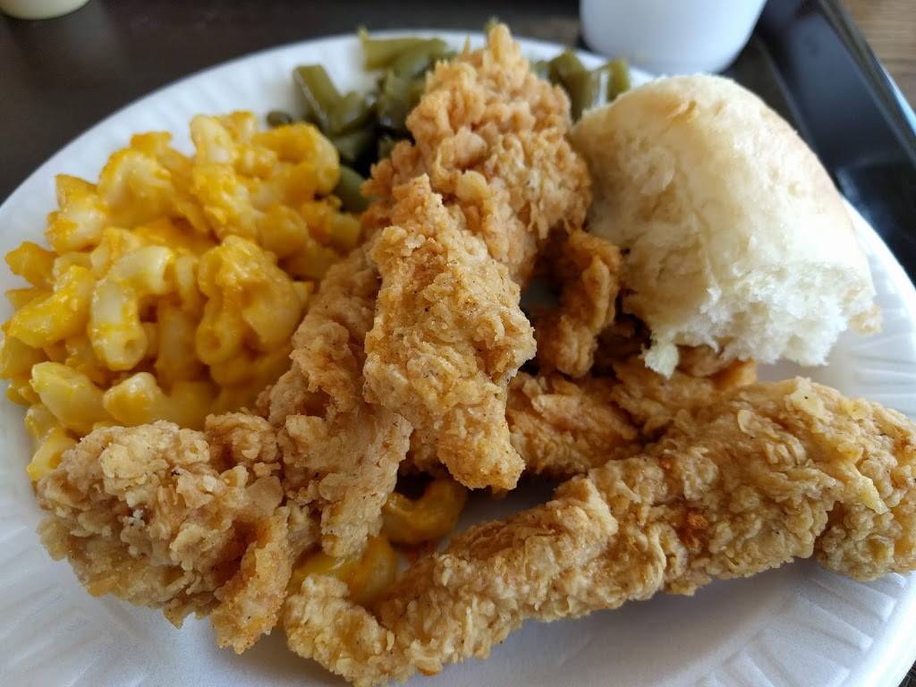 Connies Fried Chicken | restaurant | 821 S Gloster St, Tupelo, MS 38801, USA | 6628427260 OR +1 662-842-7260
