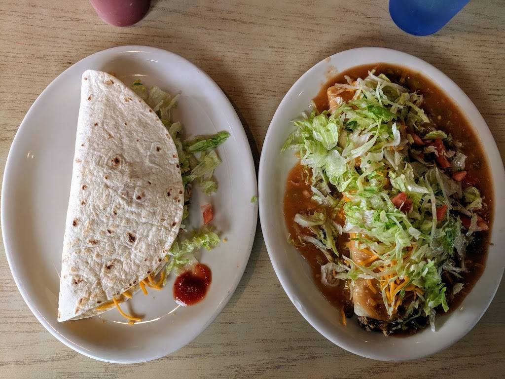 Santiagos Mexican Restaurant | restaurant | 1150 E Bridge St, Brighton, CO 80601, USA | 3036596393 OR +1 303-659-6393