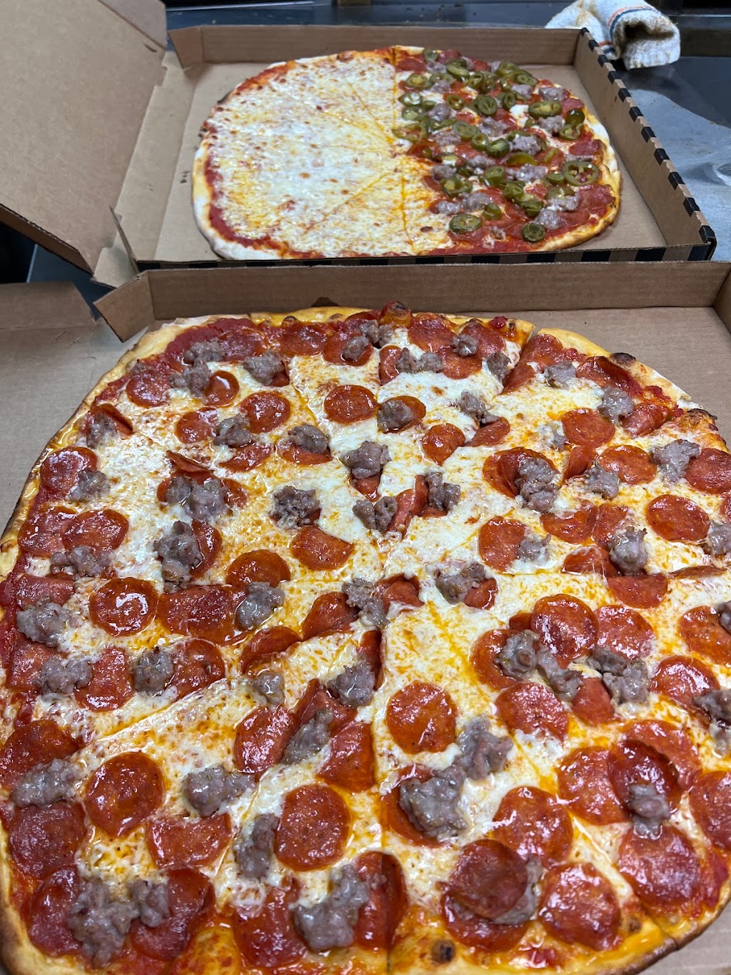 Burattino Brick Oven Pizza | restaurant | 531 E Carson St Unit A, Carson, CA 90745, USA | 4242675200 OR +1 424-267-5200