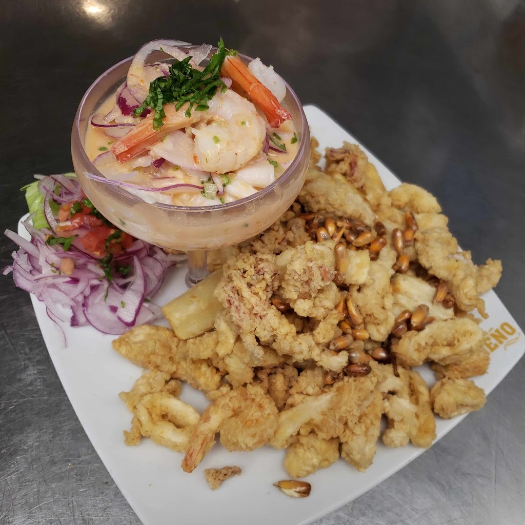 Rincon Limeño | restaurant | Day Square, 409 Chelsea St, East Boston, MA 02128, USA | 6175694942 OR +1 617-569-4942