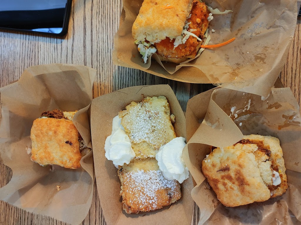 The Biscuit Bar | restaurant | 2550 Pacific Ave #150, Dallas, TX 75226, USA | 4696389390 OR +1 469-638-9390