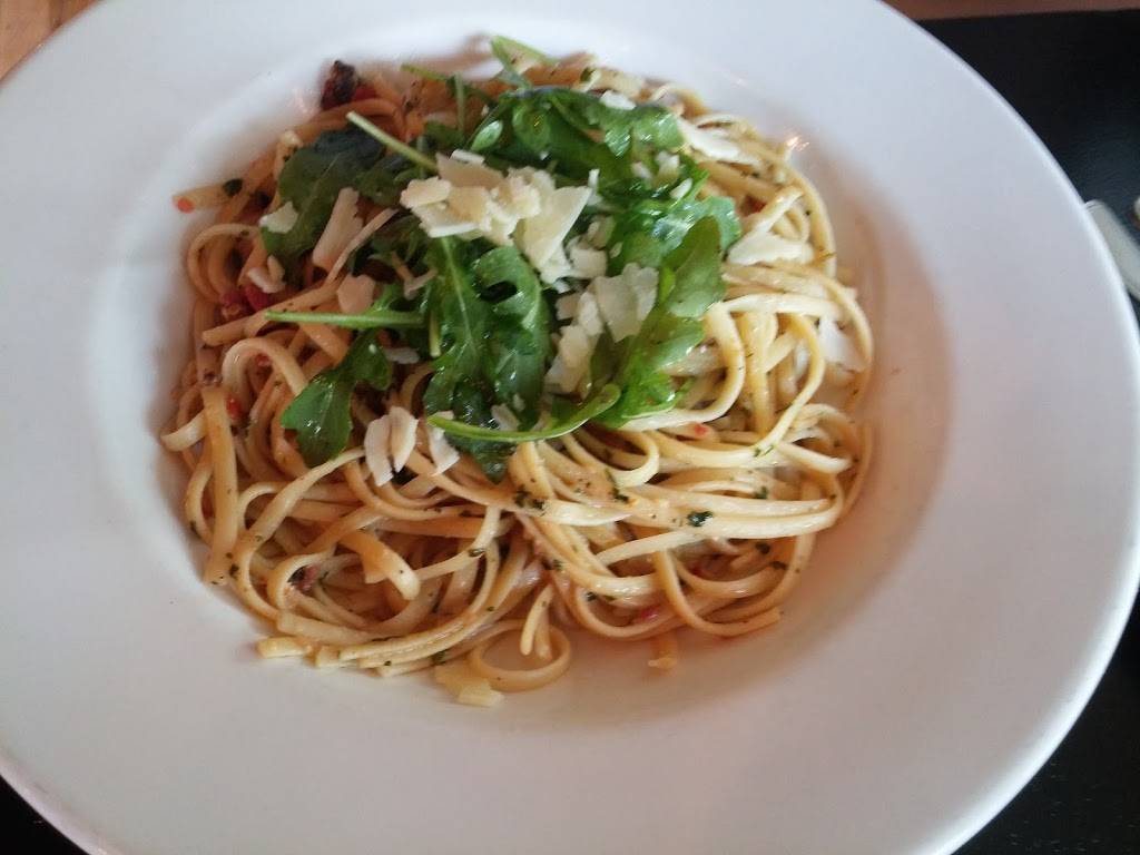 Le Old Mill 1849 | restaurant | 7 Chemin Caleb Tree, Stanbridge East, QC J0J 2H0, Canada | 4502482470 OR +1 450-248-2470