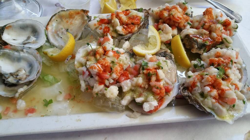 El Pescador Family Restaurant | restaurant | 17421 S Avalon Blvd A, Carson, CA 90746, USA | 3103273774 OR +1 310-327-3774