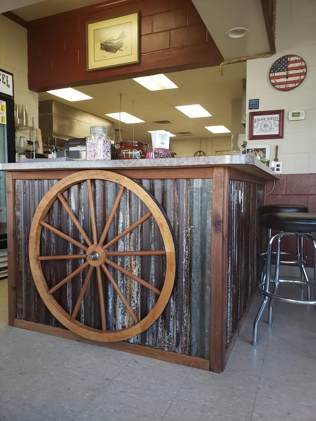 Wagon Wheel Express llc | restaurant | 34 S Howard Ave, Croswell, MI 48422, USA | 8108785252 OR +1 810-878-5252