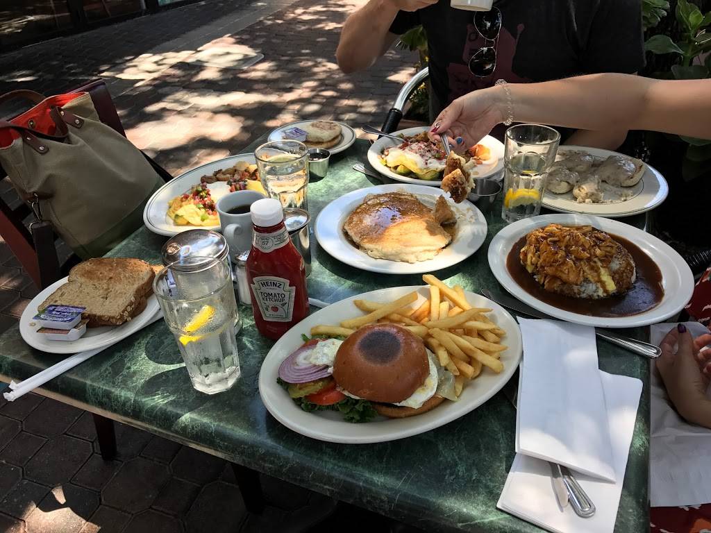 Talk of Broadway | bakery | 2096 Broadway, Redwood City, CA 94063, USA | 6503683295 OR +1 650-368-3295