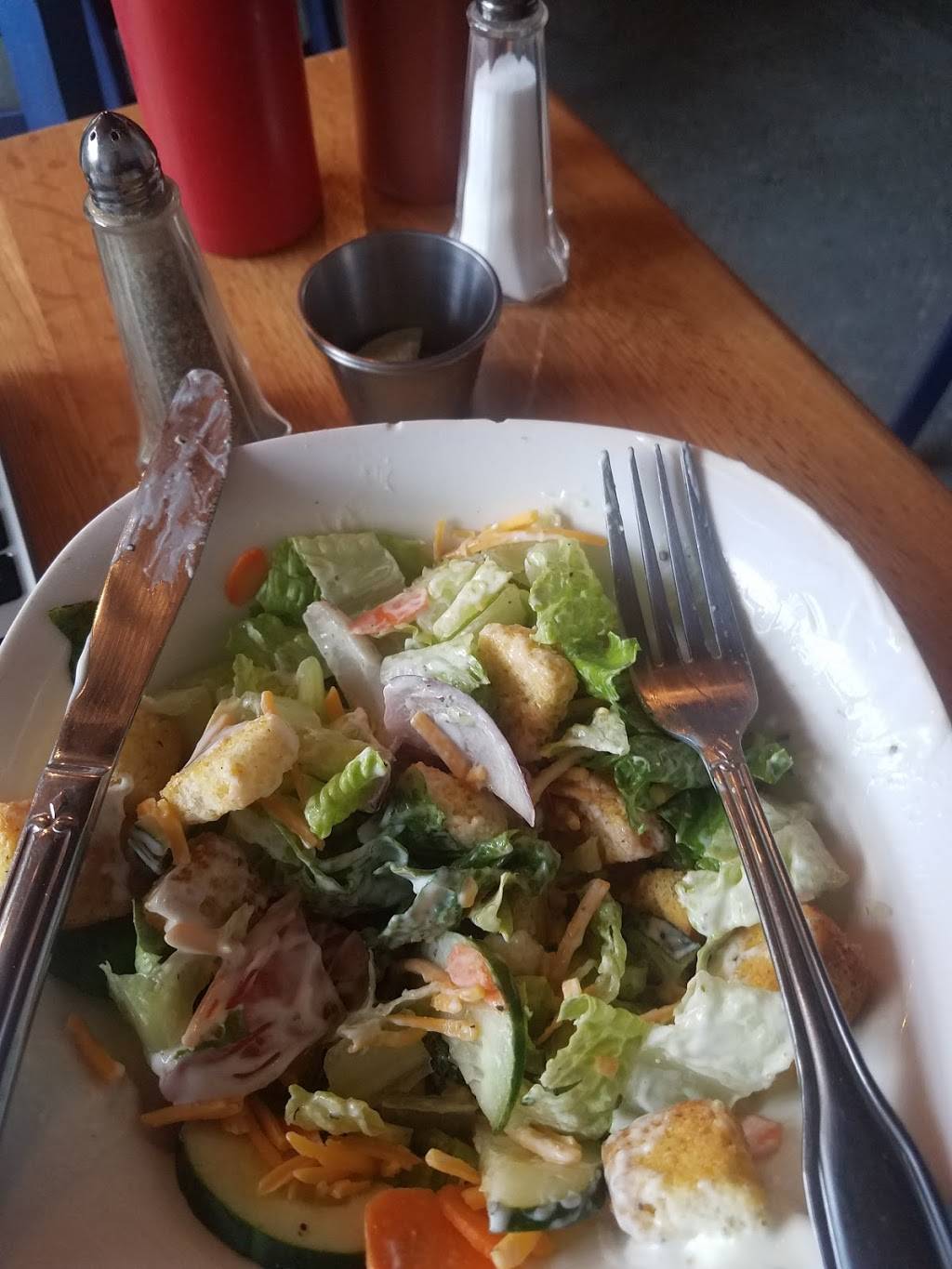 Shrimps | restaurant | 17 W Brookland Park Blvd, Richmond, VA 23222, USA | 8043515178 OR +1 804-351-5178