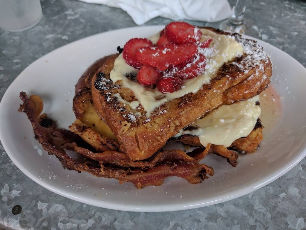 Bar 5015 | restaurant | 5015 Almeda Rd, Houston, TX 77004, USA | 7135225015 OR +1 713-522-5015