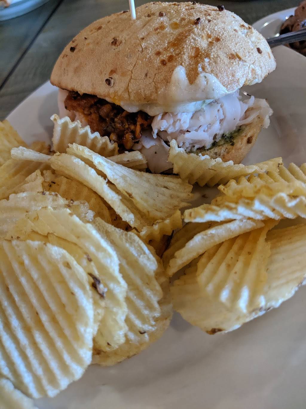 Jasons Deli | restaurant | 975 Savannah Hwy, Charleston, SC 29407, USA | 8437696900 OR +1 843-769-6900