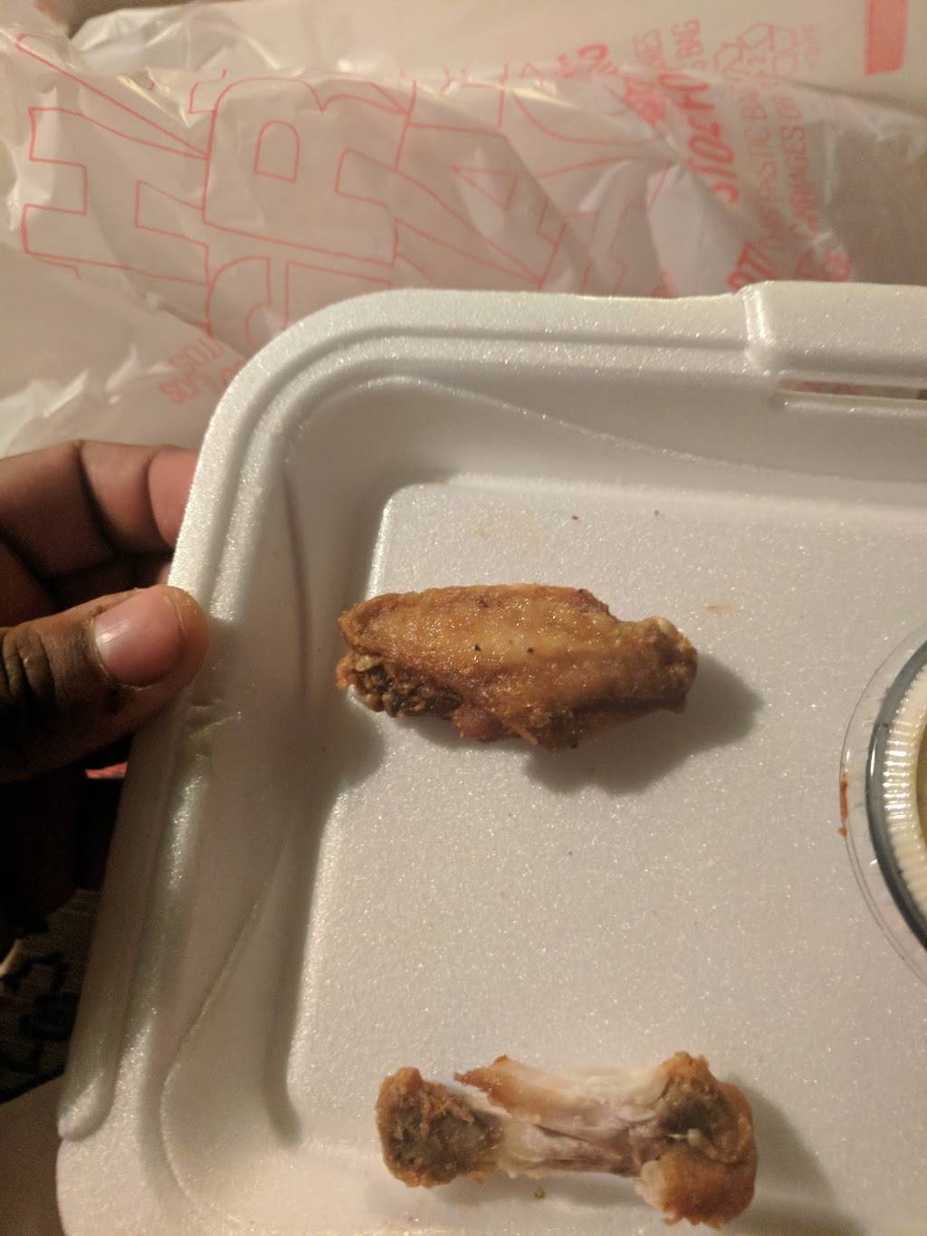 WingOut Express | restaurant | 1806 Avenue V, Birmingham, AL 35208, USA | 2052062814 OR +1 205-206-2814