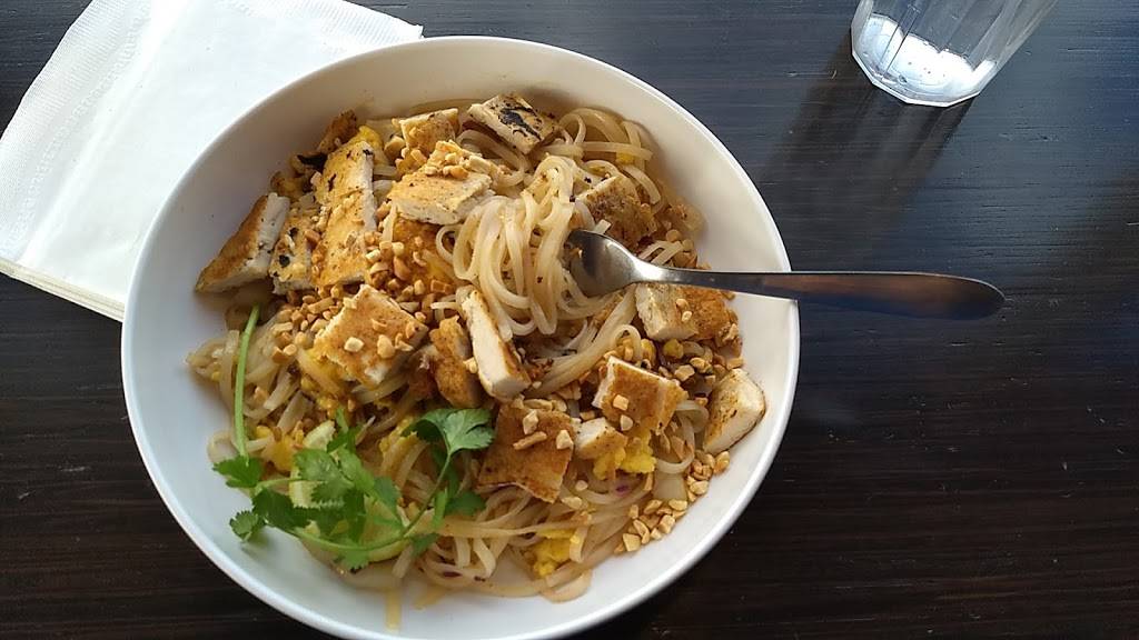 Noodles and Company | restaurant | 4650 Centerplace Dr, Greeley, CO 80634, USA | 9703393162 OR +1 970-339-3162