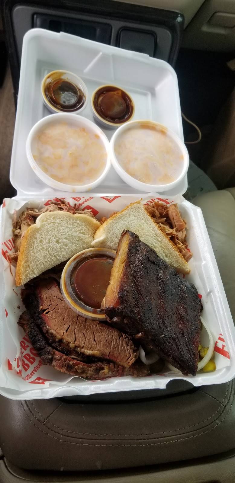 Full Service BBQ | restaurant | 113 S Washington St, Maryville, TN 37804, USA | 8659814414 OR +1 865-981-4414