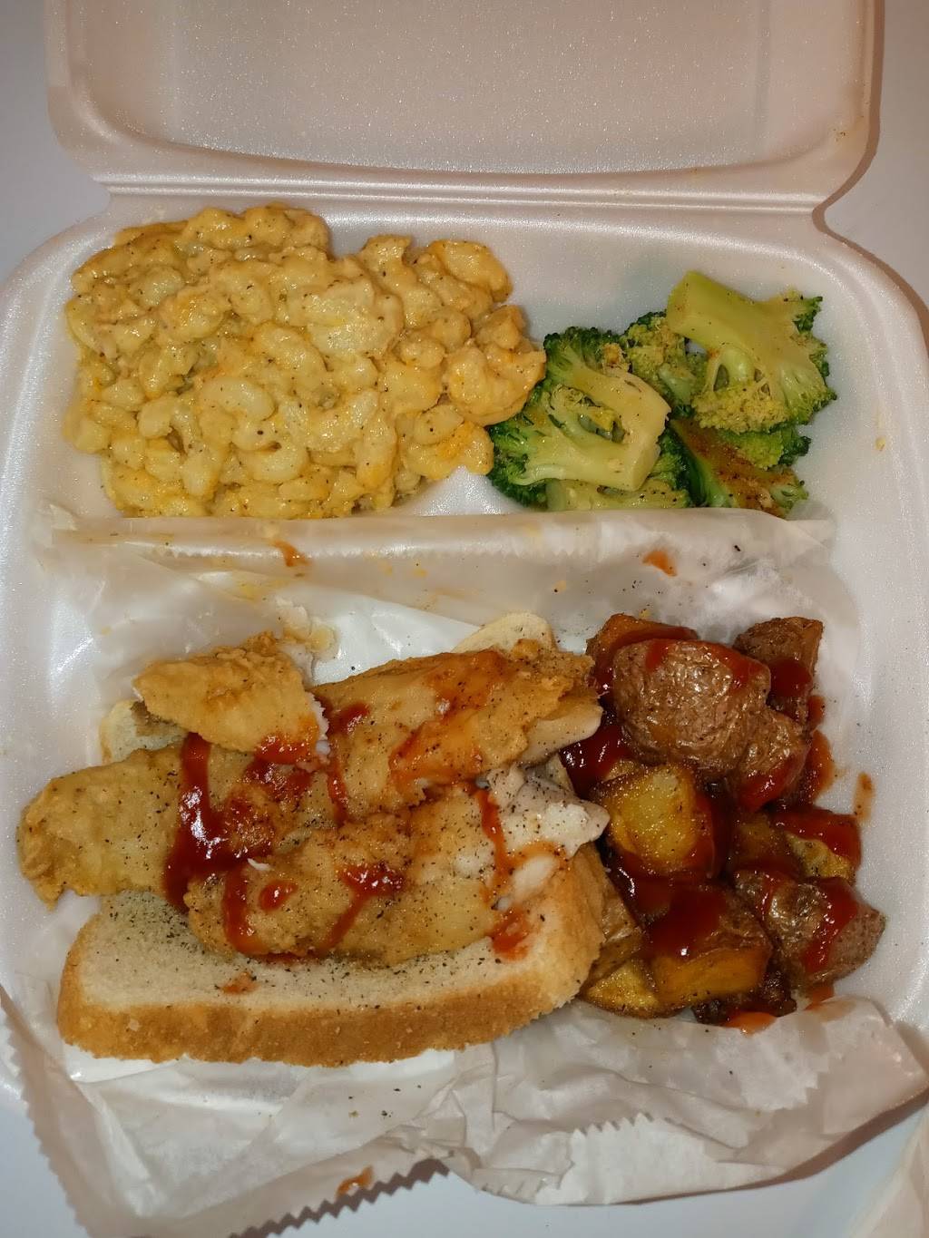 Grab Your Wings | restaurant | 714 W 9th St, Chester, PA 19013, USA | 4844803078 OR +1 484-480-3078