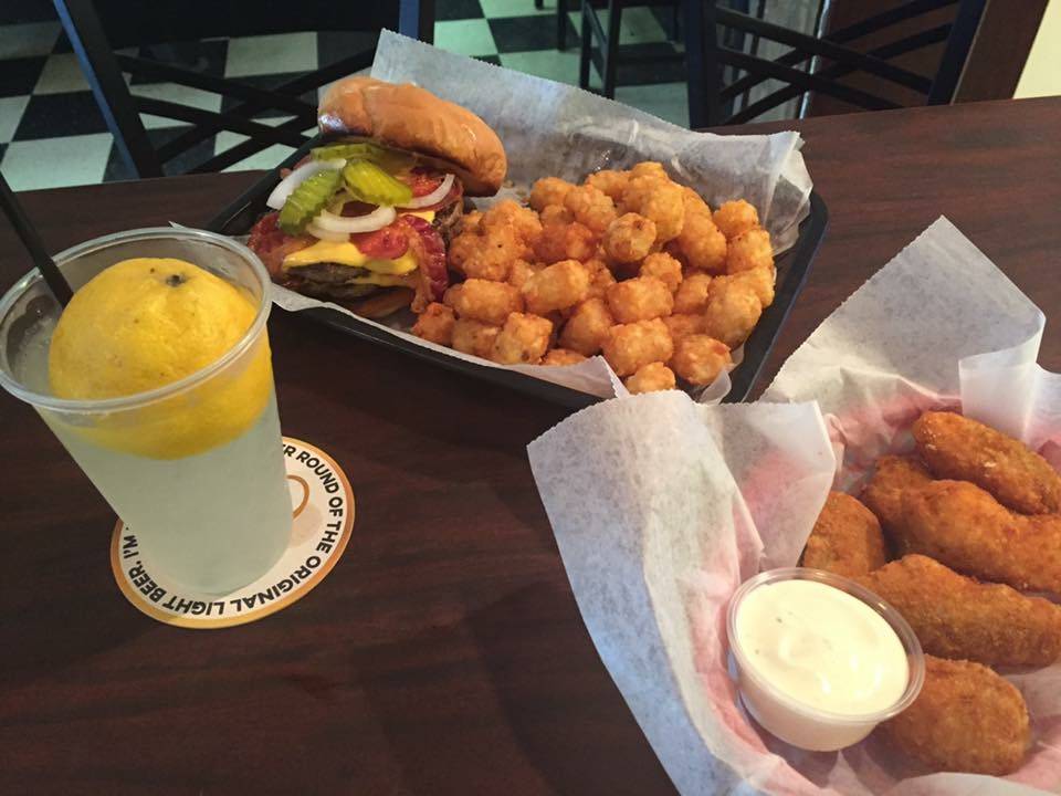 Outskirtz Saloon | restaurant | 2328 N New Franken Rd, New Franken, WI 54229, USA | 9208661590 OR +1 920-866-1590