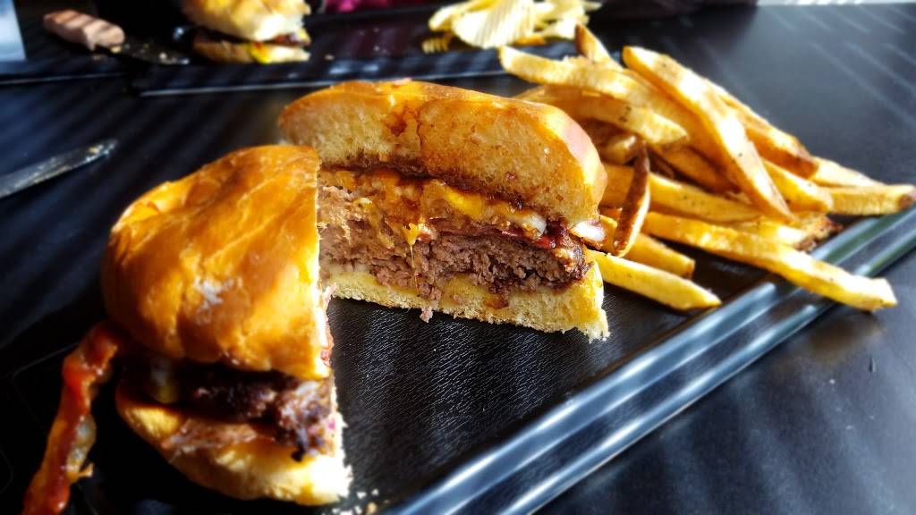 Speed-Eez | restaurant | 13300 Roosevelt Hwy, Corry, PA 16407, USA | 8146647455 OR +1 814-664-7455