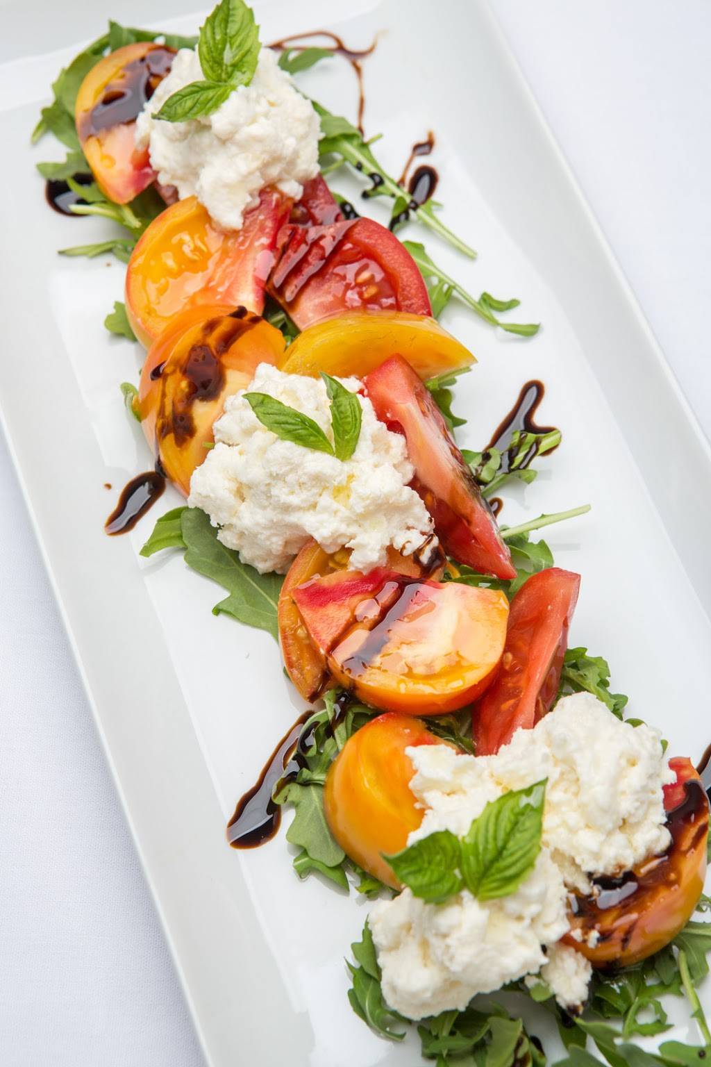 Tonys of Cincinnati | restaurant | 12110 Montgomery Rd, Cincinnati, OH 45249, USA | 5136778669 OR +1 513-677-8669