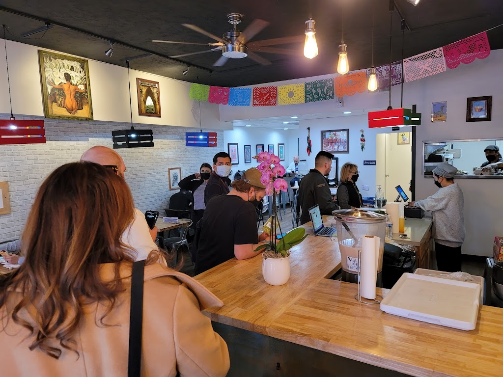 El Zaguan Bistro | restaurant | 16 W Adams St, Phoenix, AZ 85003, USA | 6028773033 OR +1 602-877-3033