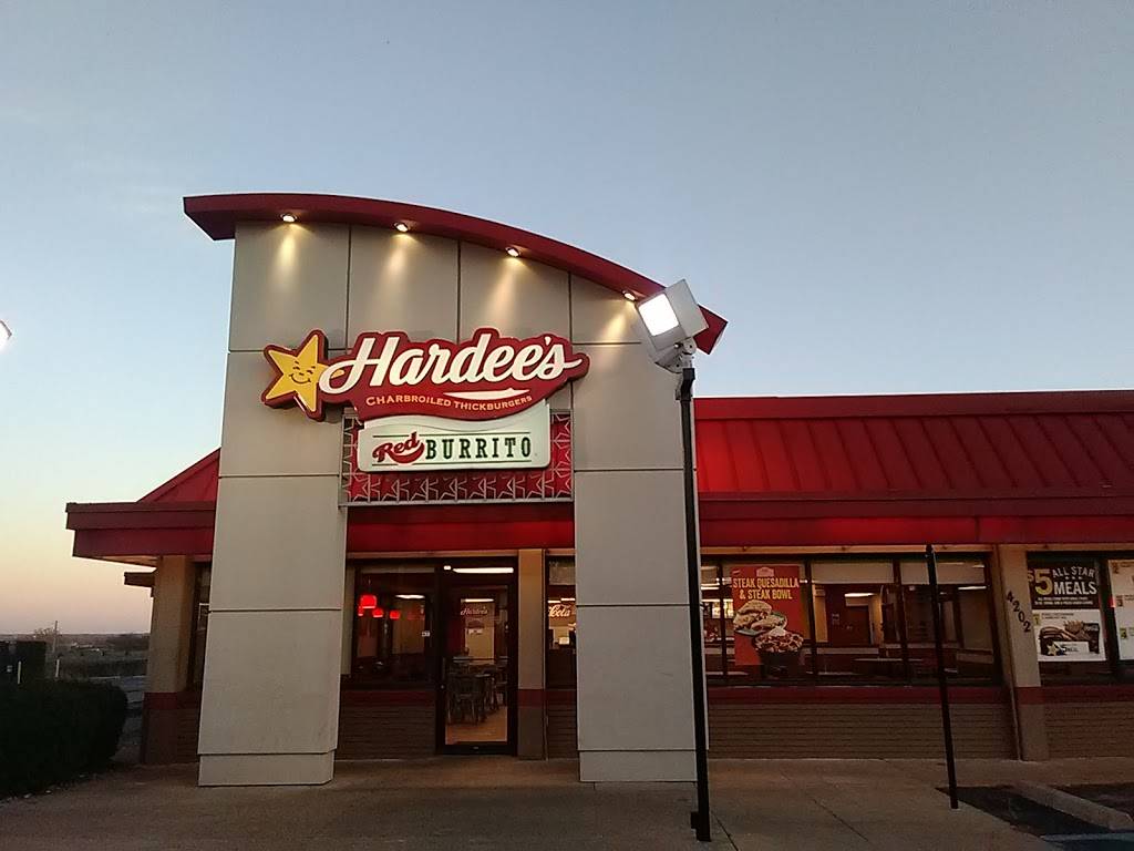 Hardees | restaurant | 4202 S Broadway, St. Louis, MO 63111, USA | 3148324880 OR +1 314-832-4880