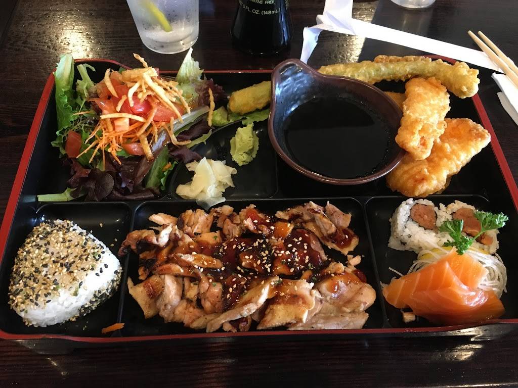 Slow fish | restaurant | 16051 Bolsa Chica St, Huntington Beach, CA 92649, USA | 7148466951 OR +1 714-846-6951