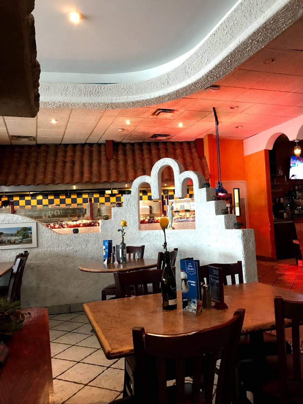 The Greek Islands Restaurant | restaurant | 331 Bath Rd, Kingston, ON K7M 2X6, Canada | 6135447335 OR +1 613-544-7335