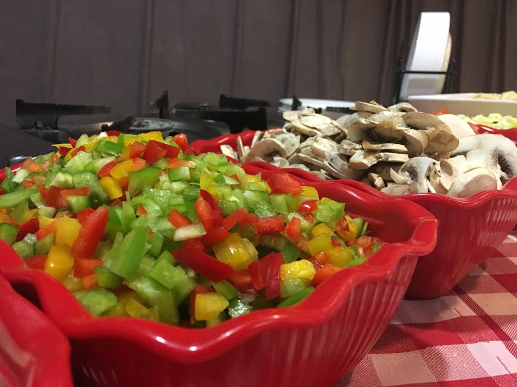 Chef Kings | restaurant | 800 N Shoreline Blvd, Corpus Christi, TX 78401, USA | 2818132319 OR +1 281-813-2319