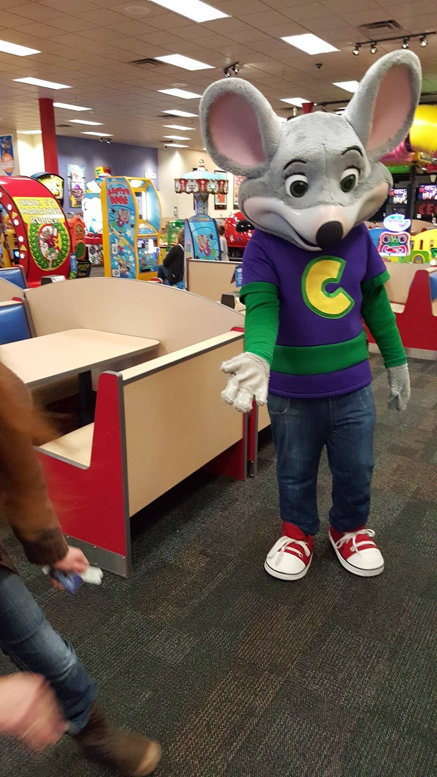 Chuck E. Cheese | restaurant | 1250 16th St SW, Rochester, MN 55902, USA | 5075295055 OR +1 507-529-5055