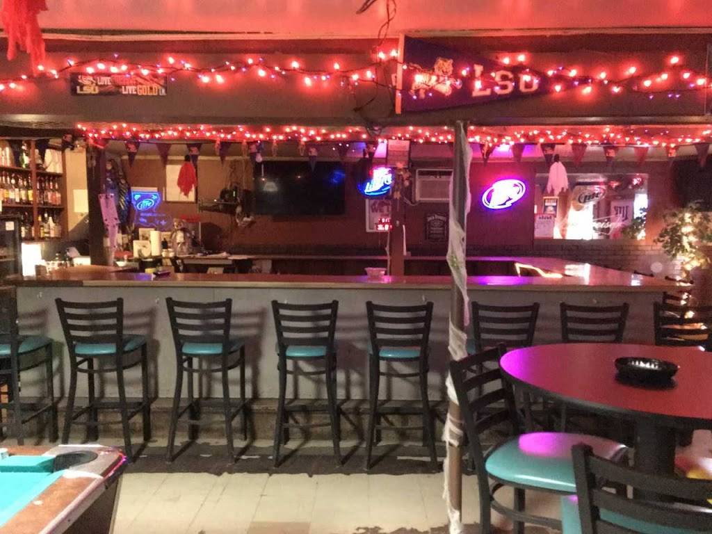 Sharps Tavern | restaurant | 30012 LA-22, Springfield, LA 70462, USA | 2253953088 OR +1 225-395-3088
