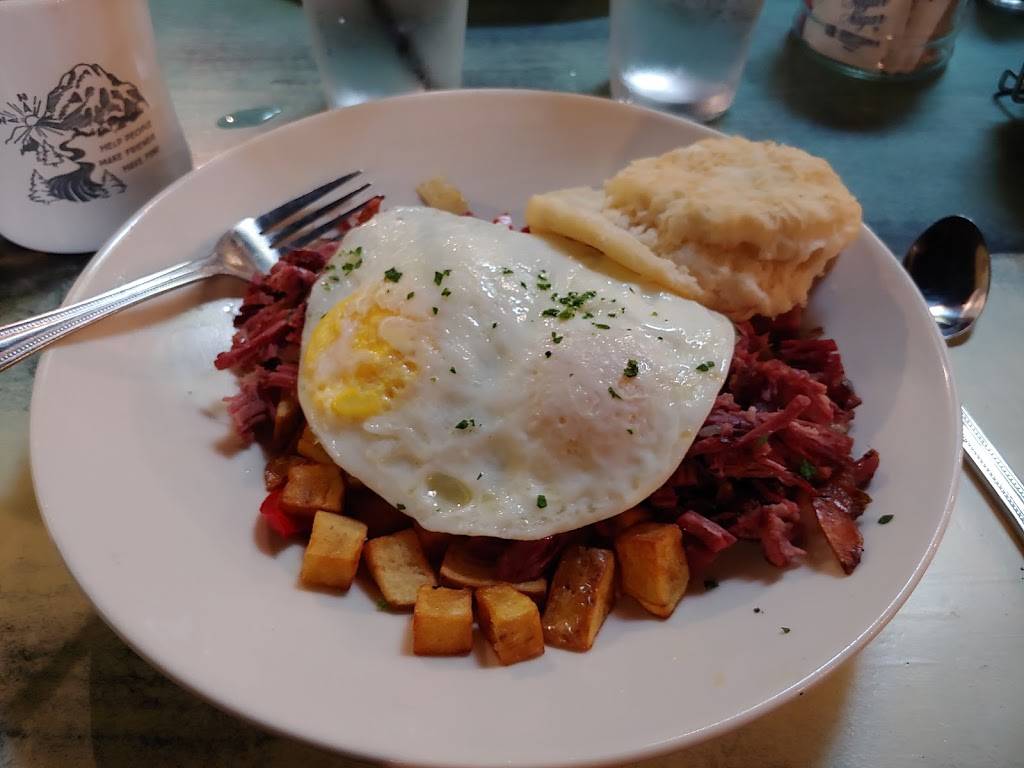 Meridian Cafe | restaurant | 213 N Meridian, Puyallup, WA 98371, USA | 2536047612 OR +1 253-604-7612