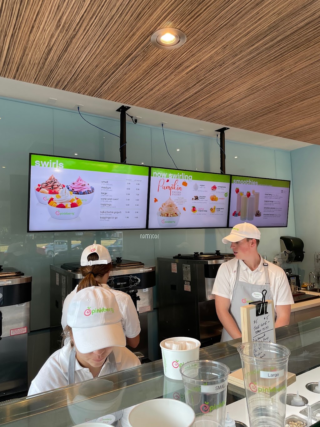 Pinkberry | restaurant | 323 W Boyd St, Norman, OK 73069, USA | 4058579213 OR +1 405-857-9213