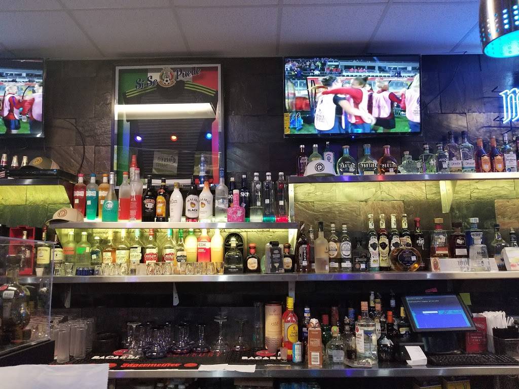 Mariscos La Marina | restaurant | 9404 Ovella Ave, Dallas, TX 75220, USA | 2143660703 OR +1 214-366-0703