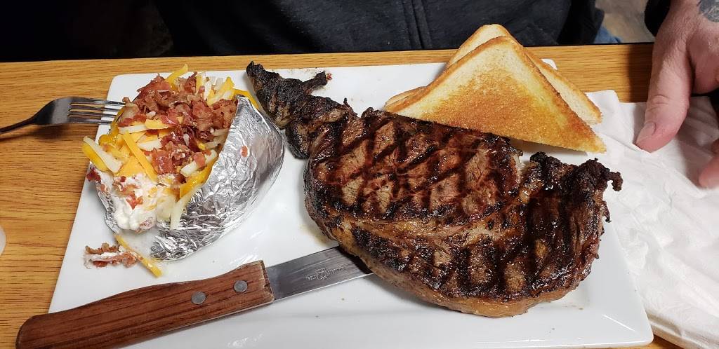 Ziggys Pub | restaurant | 16 W Main St, Poseyville, IN 47633, USA | 8128742170 OR +1 812-874-2170