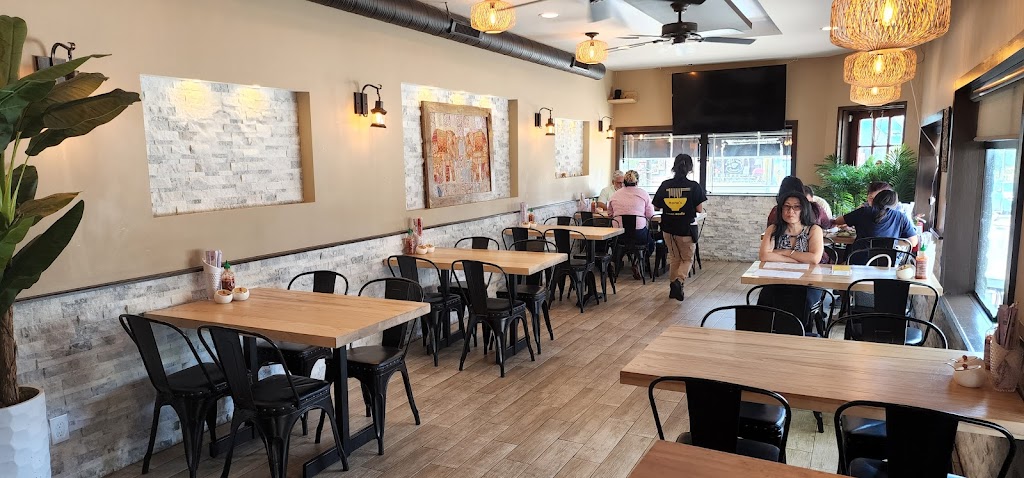 Monas Super Noodle | restaurant | 850 W 36th St, Baltimore, MD 21211, USA | 6679303119 OR +1 667-930-3119