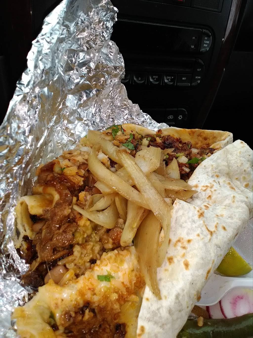 Tacos el Caballo | restaurant | 1445 Springwells St, Detroit, MI 48209, USA | 3139898426 OR +1 313-989-8426