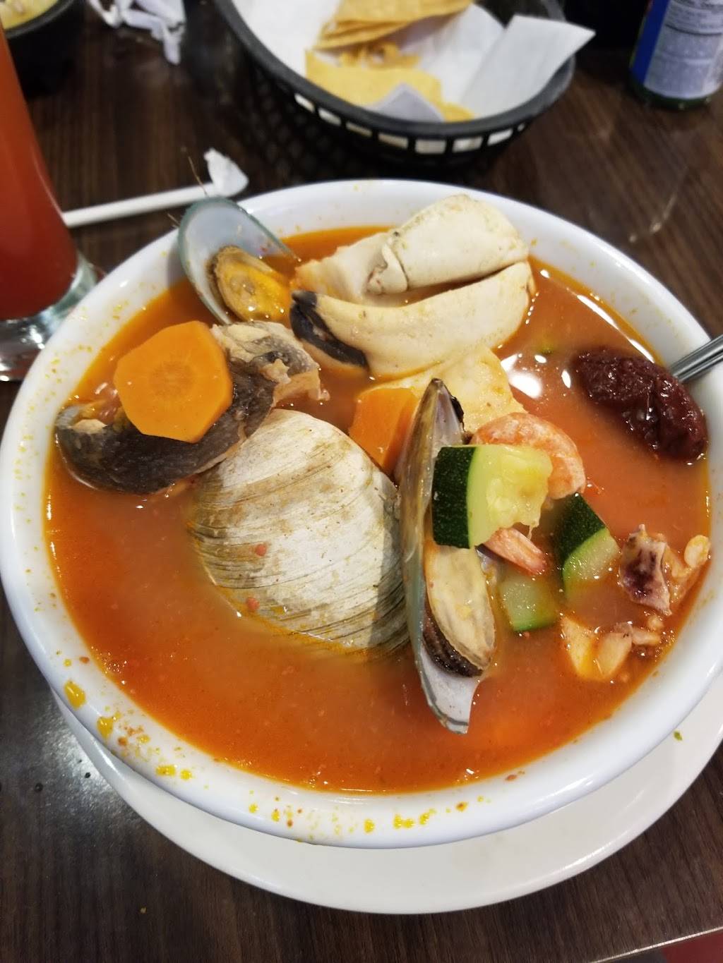 Lalos Mexican Food | restaurant | 530 New Los Angeles Ave # 110, Moorpark, CA 93021, USA | 8055299411 OR +1 805-529-9411