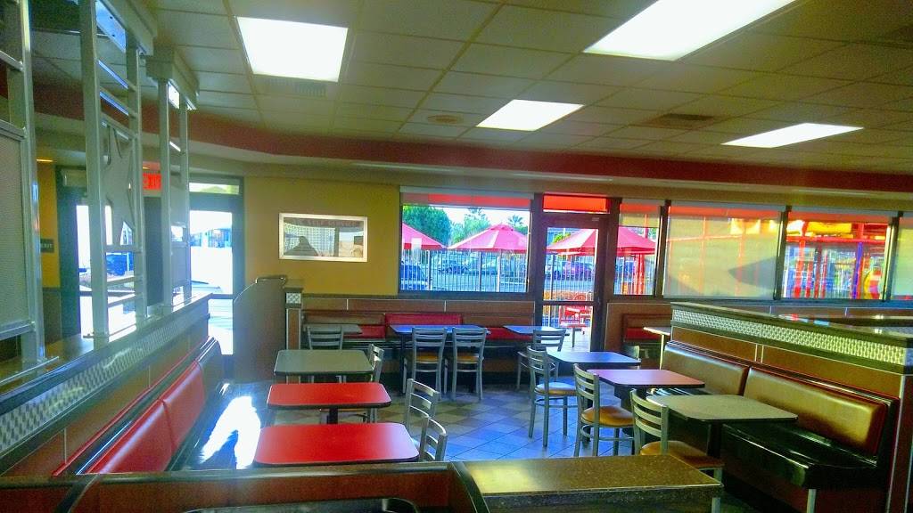 Carls Jr. | restaurant | 10010 Magnolia Ave, Riverside, CA 92503, USA | 9516889300 OR +1 951-688-9300