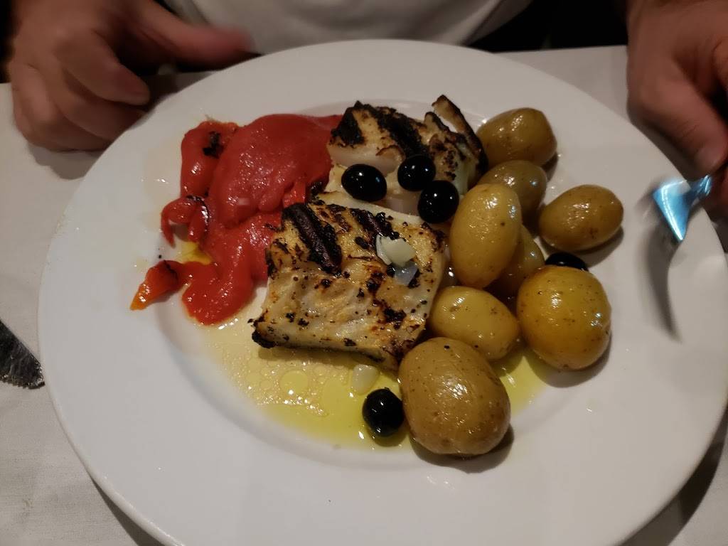 Old lisbon Restaurants - Sunny Isles | restaurant | 17100 Collins Ave, Sunny Isles Beach, FL 33160, USA | 3059740038 OR +1 305-974-0038