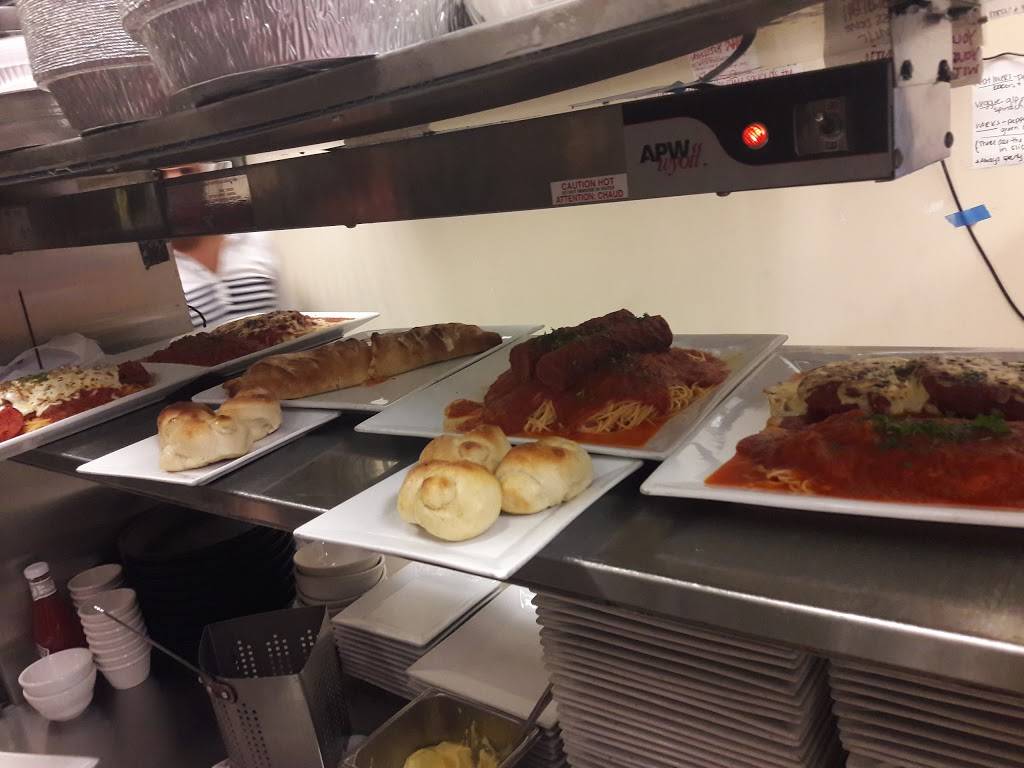 Francos Italian Restaurant | restaurant | 7225 Bell Creek Rd, Mechanicsville, VA 23111, USA | 8047302220 OR +1 804-730-2220