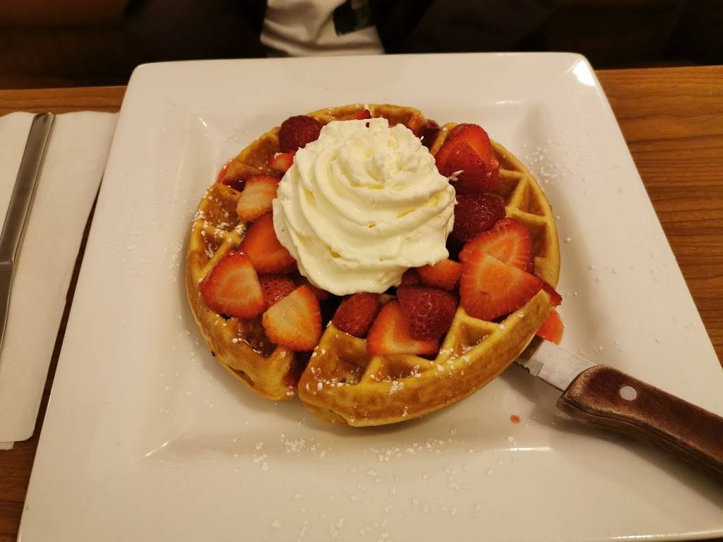 Vienna Restaurant | restaurant | 28 Macdonell St, Guelph, ON N1H 2Z3, Canada | 5192653353 OR +1 519-265-3353