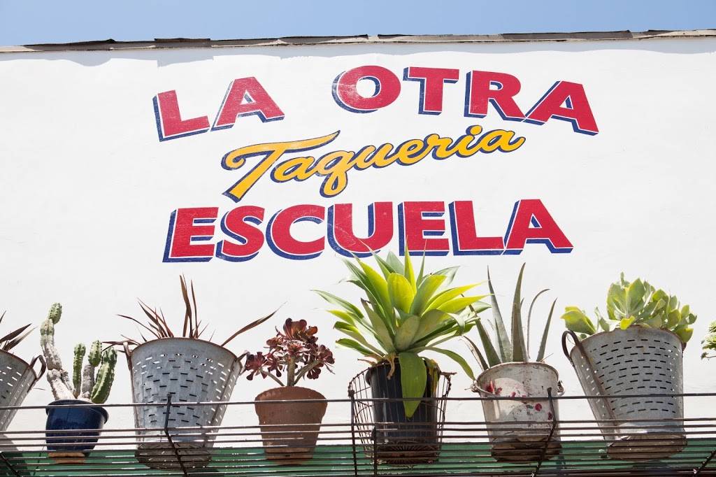 Escuela Taqueria | restaurant | 7615 Beverly Blvd, Los Angeles, CA 90036, USA | 3239326178 OR +1 323-932-6178