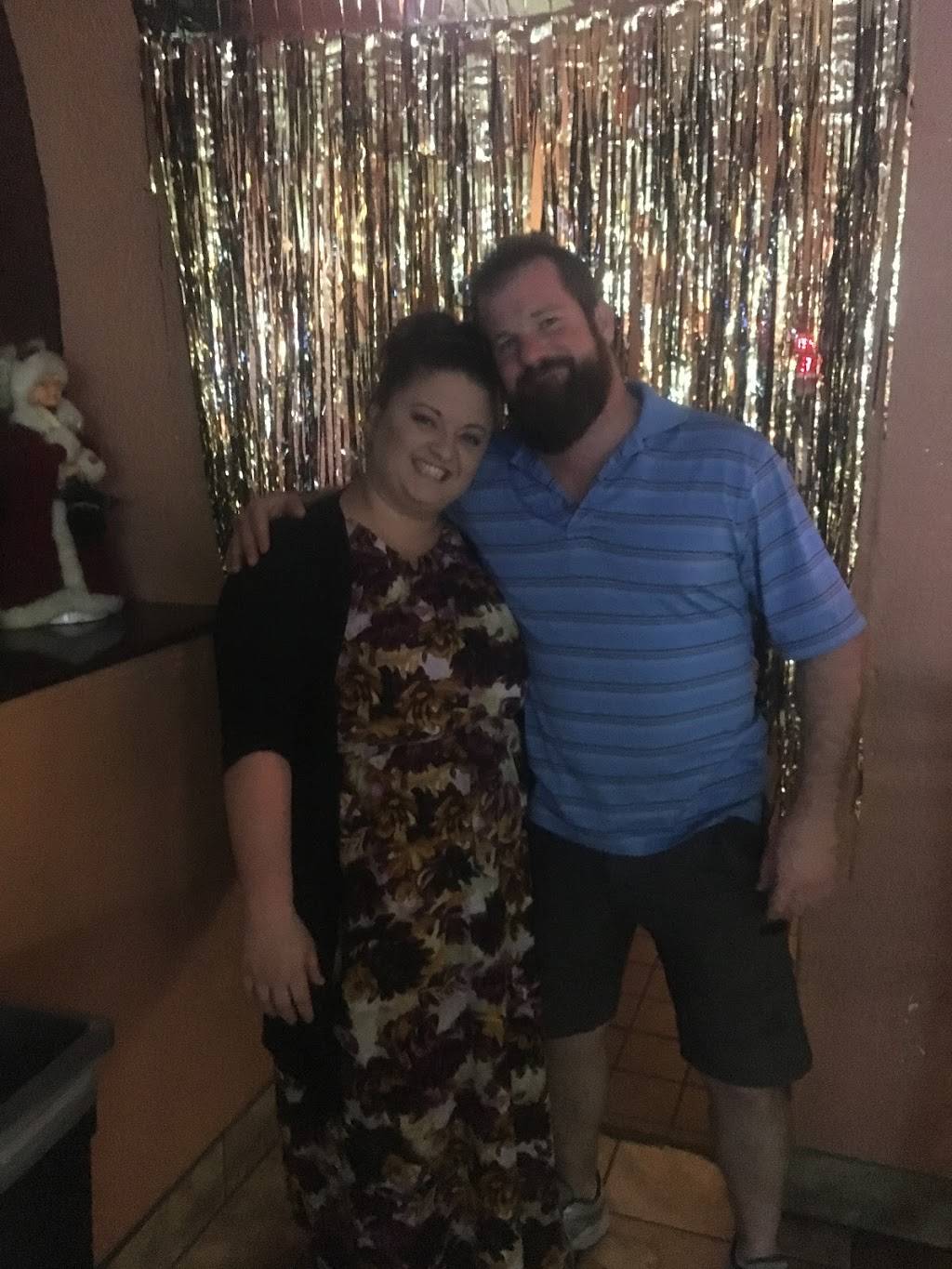 Rachels place | restaurant | 10061 W Hillsborough Ave, Tampa, FL 33625, USA | 8133743957 OR +1 813-374-3957