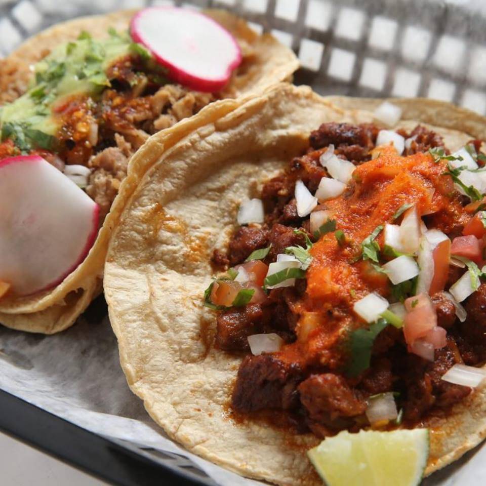 La Divina Tacos | restaurant | 2896 Delaware Ave, Buffalo, NY 14217, USA | 7164478989 OR +1 716-447-8989