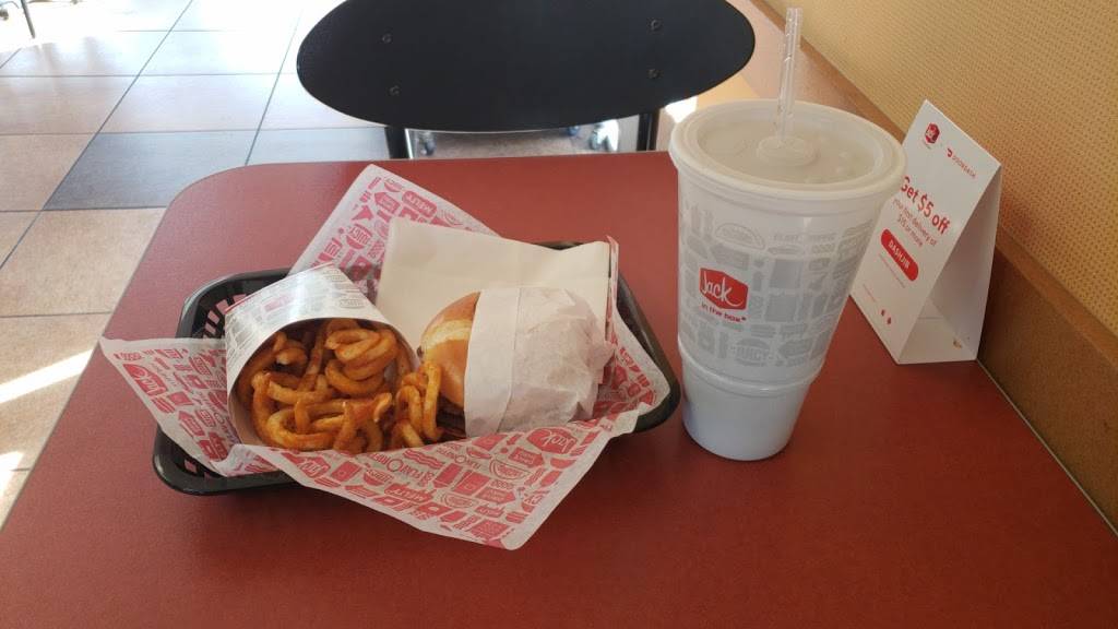 Jack in the Box | restaurant | 28083 Newhall Ranch Rd, Valencia, CA 91355, USA | 6612579267 OR +1 661-257-9267