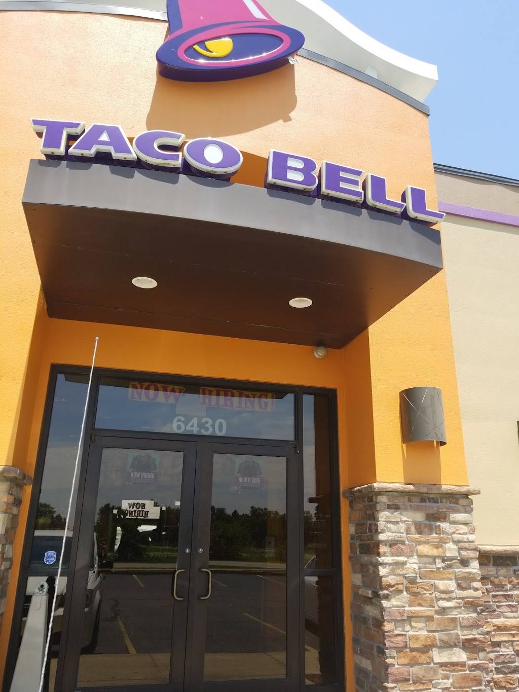 Taco Bell | meal takeaway | 6430 Center Dr, Whitestown, IN 46075, USA | 3177695244 OR +1 317-769-5244