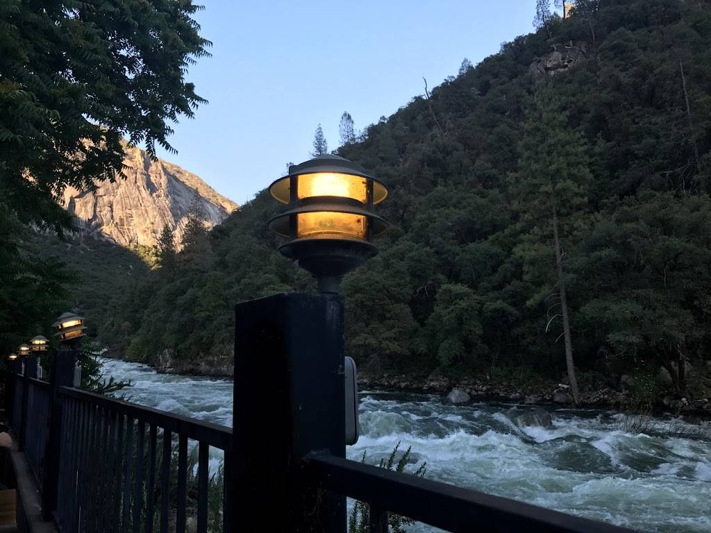 The River Restaurant & Lounge | night club | 11134 CA-140, El Portal, CA 95318, USA | 2093792183 OR +1 209-379-2183